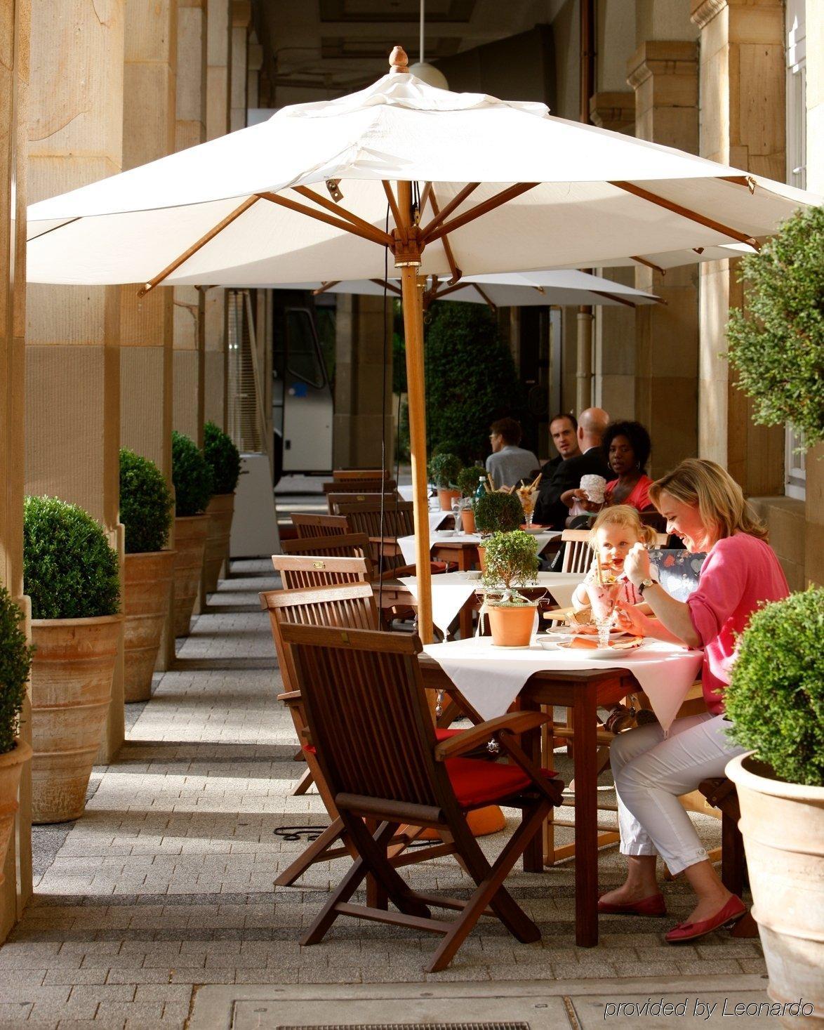 Schlosshotel Καρλσρούη Εστιατόριο φωτογραφία
