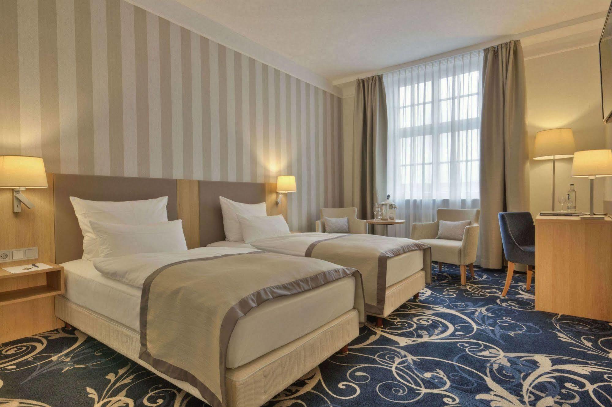 Schlosshotel Καρλσρούη Εξωτερικό φωτογραφία